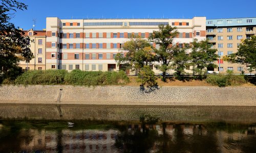 C366 Tschechisches staatliches Realgymnasium