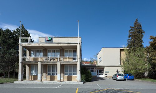 C166 Pavilon Uměleckoprůmyslové školy v Praze 