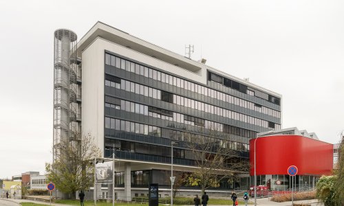 D224 Forschungsinstitut für Medizintechnik Chirana (heute Medizinische Fakultät der Masaryk-Universität) Fakultätskrankenhaus Bohunice