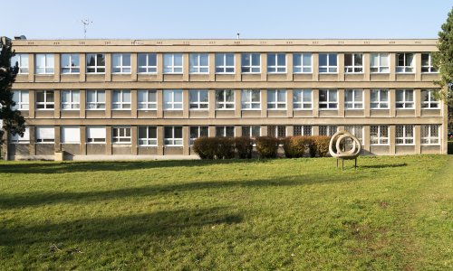 D209 Grundschule in der Straße Krásného
