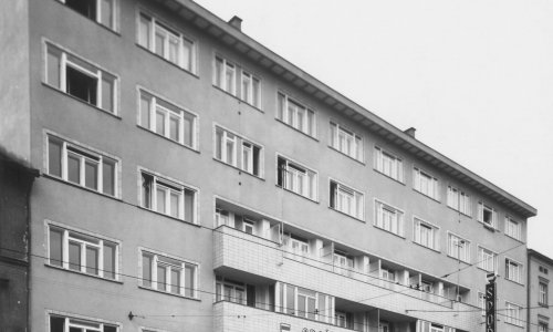 C333  Mietshaus mit Räumlichkeiten der Sparkasse der Landeshauptstadt Brünn