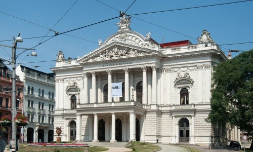 A001 Mahenovo divadlo