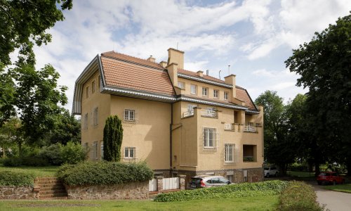 B074 Villa Reissig