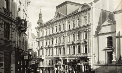 B006 Stiftungshaus von Valentin Falkensteiner