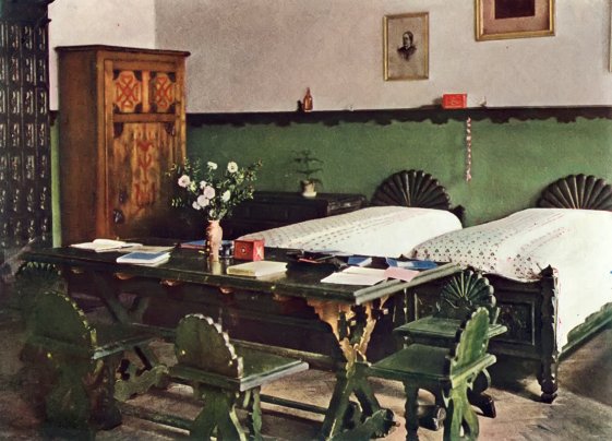 Původní nábytek penzionátu Vesna, Dušan Jurkovič. Zdroj: Moravský zemský archiv